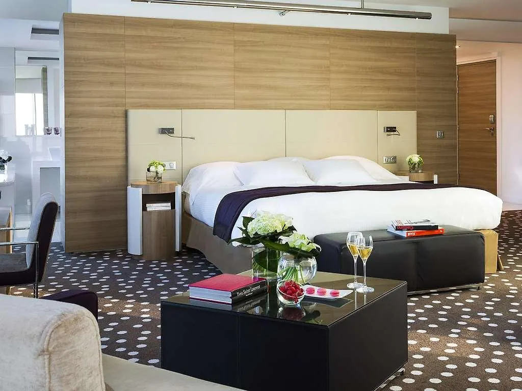 Hotel Barriere Lille 5*,  Frankrike