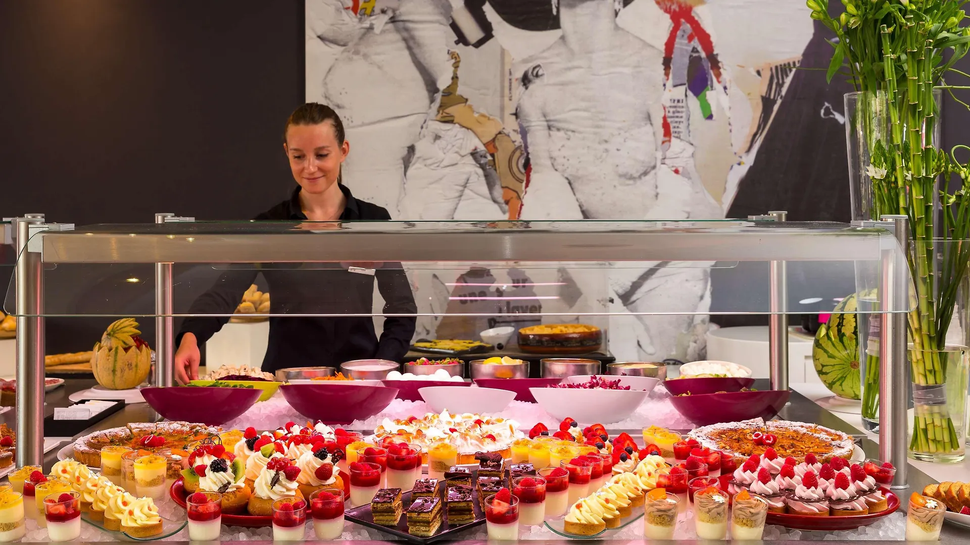 Hotel Barriere Lila 5*,  Francia